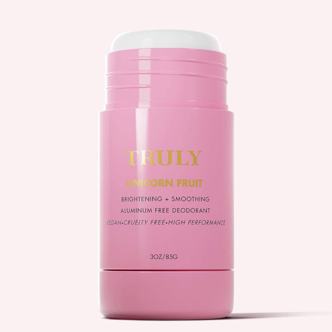 TRULY® DESODORANTE CON AROMA A UNICORN FRUIT - ACLARANTE