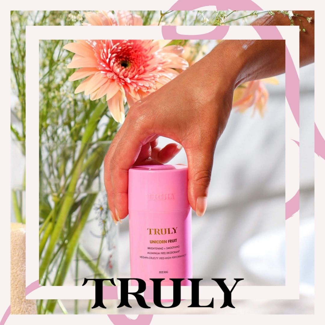 TRULY® DESODORANTE CON AROMA A UNICORN FRUIT - ACLARANTE